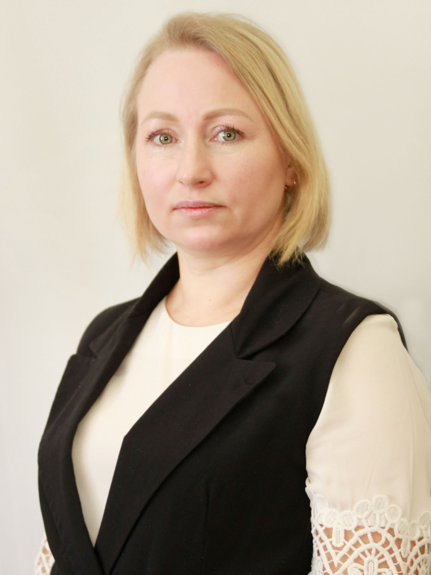 Попова Ольга Сергеевна.